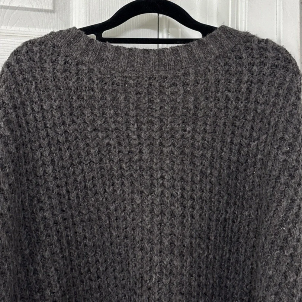 American Eagle Women's Whoa So Cozy Waffle Knit Sweater S Gray Oversized V-Neck
